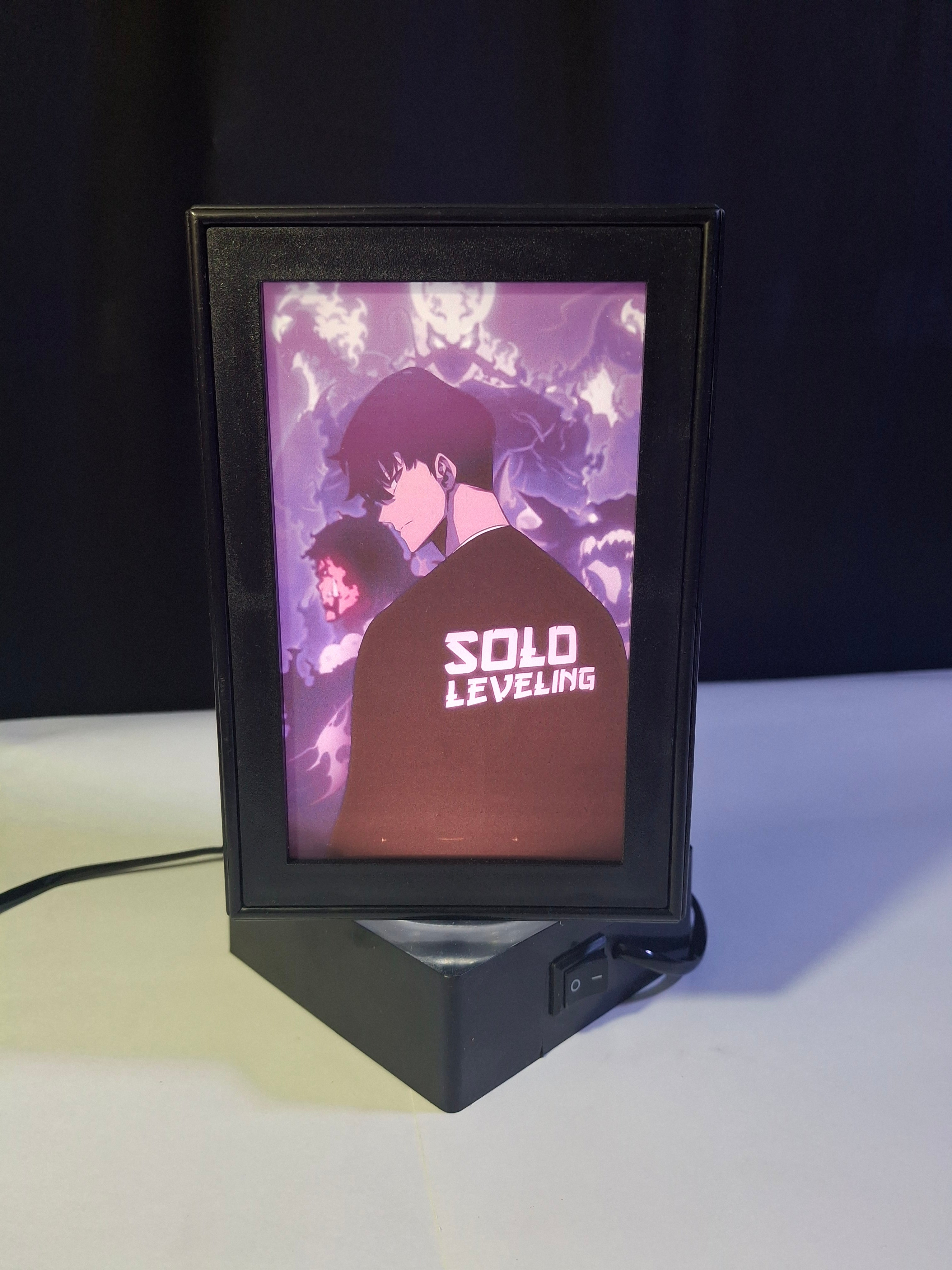 Sung Jin-woo - Solo Leveling -  Rotating Desk Lamp