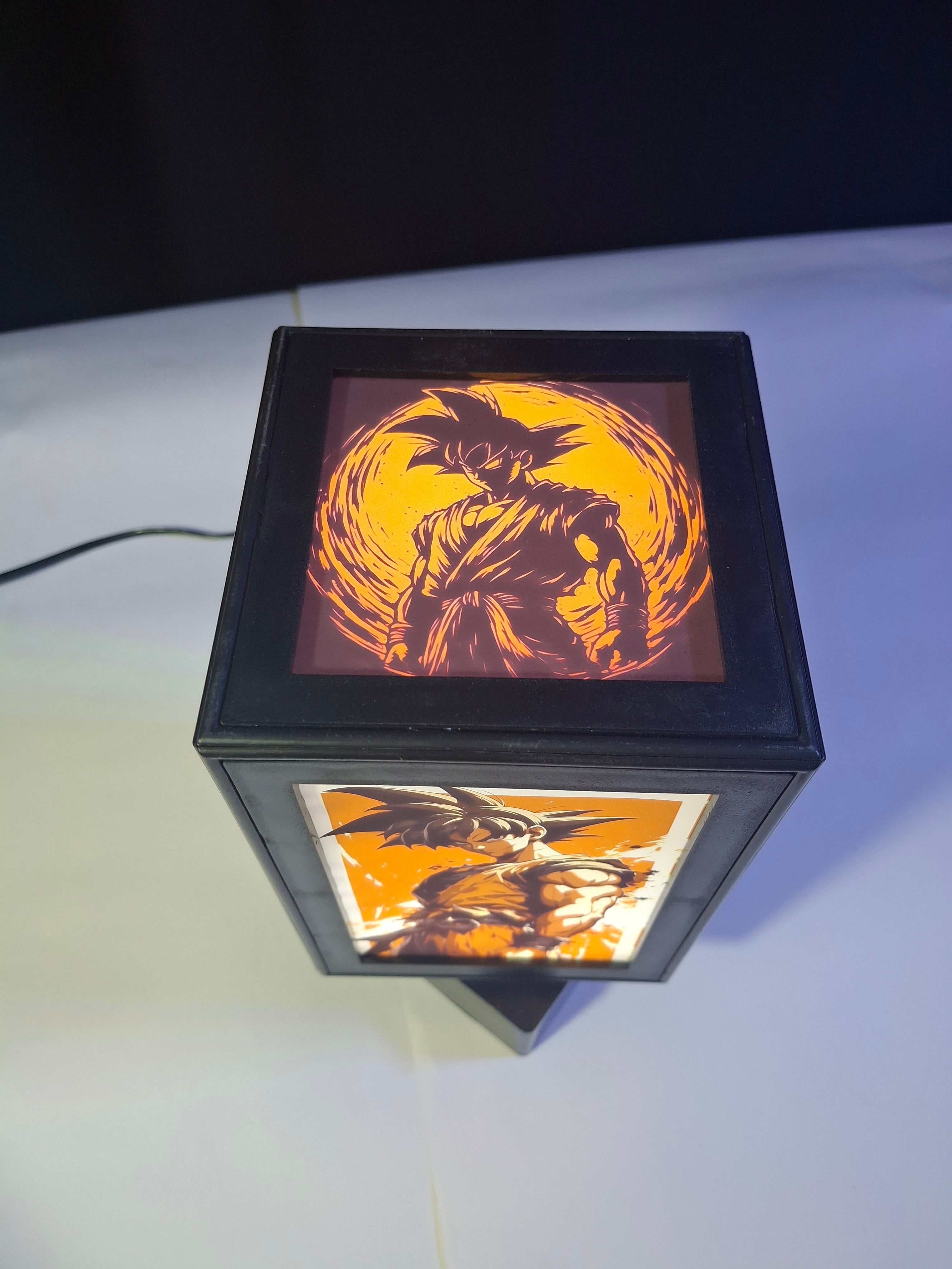 Goku -  Rotating Desk Lamp